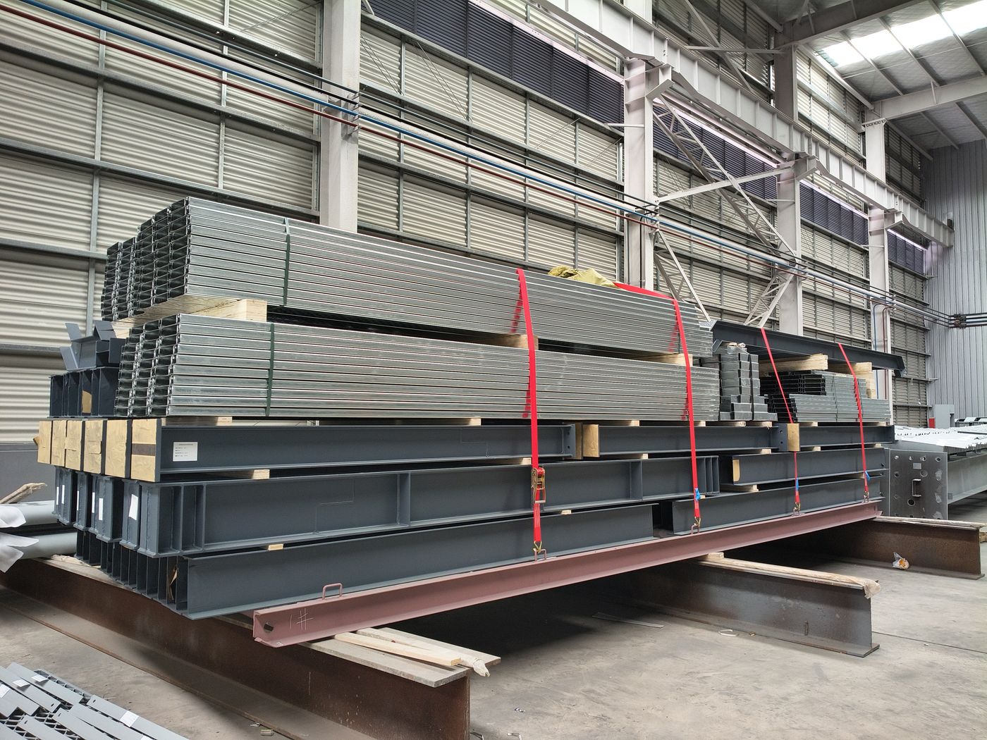 Export Packing & Strapping — XGreen Solar
